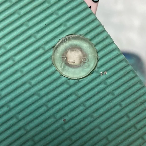 | Vera Bradley | sandals. Size 7-8. - Picture 5 of 5